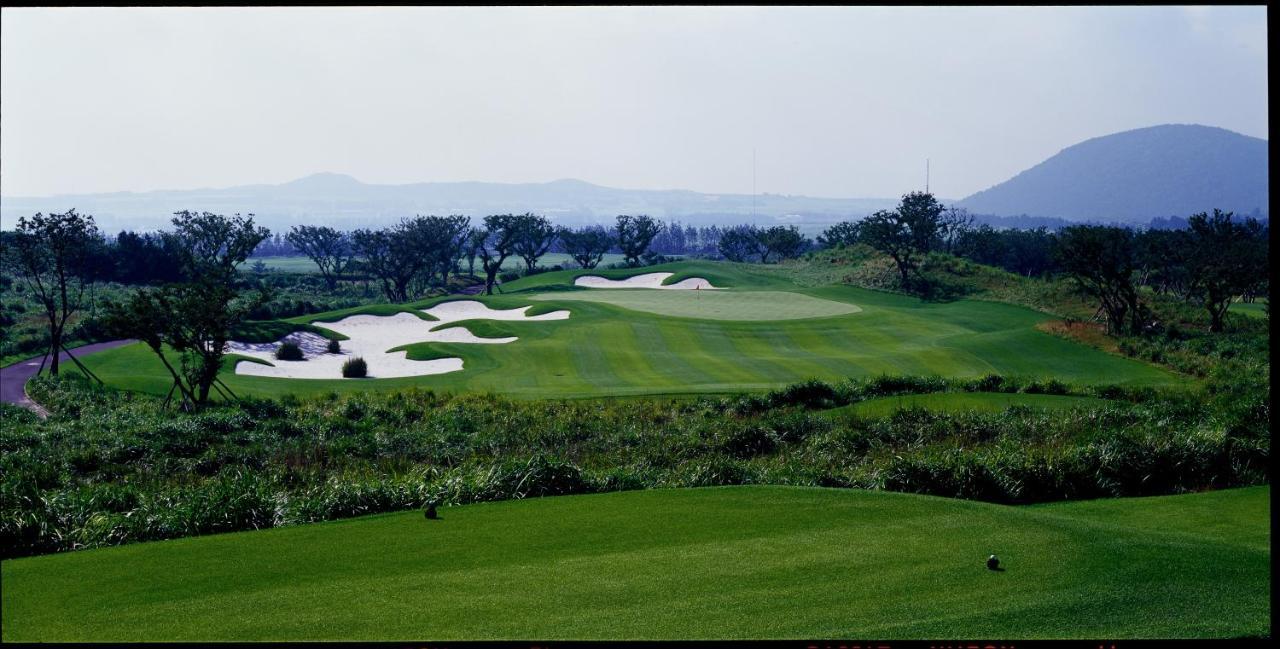 Ardenhill Resort & Golf Jeju Bagian luar foto