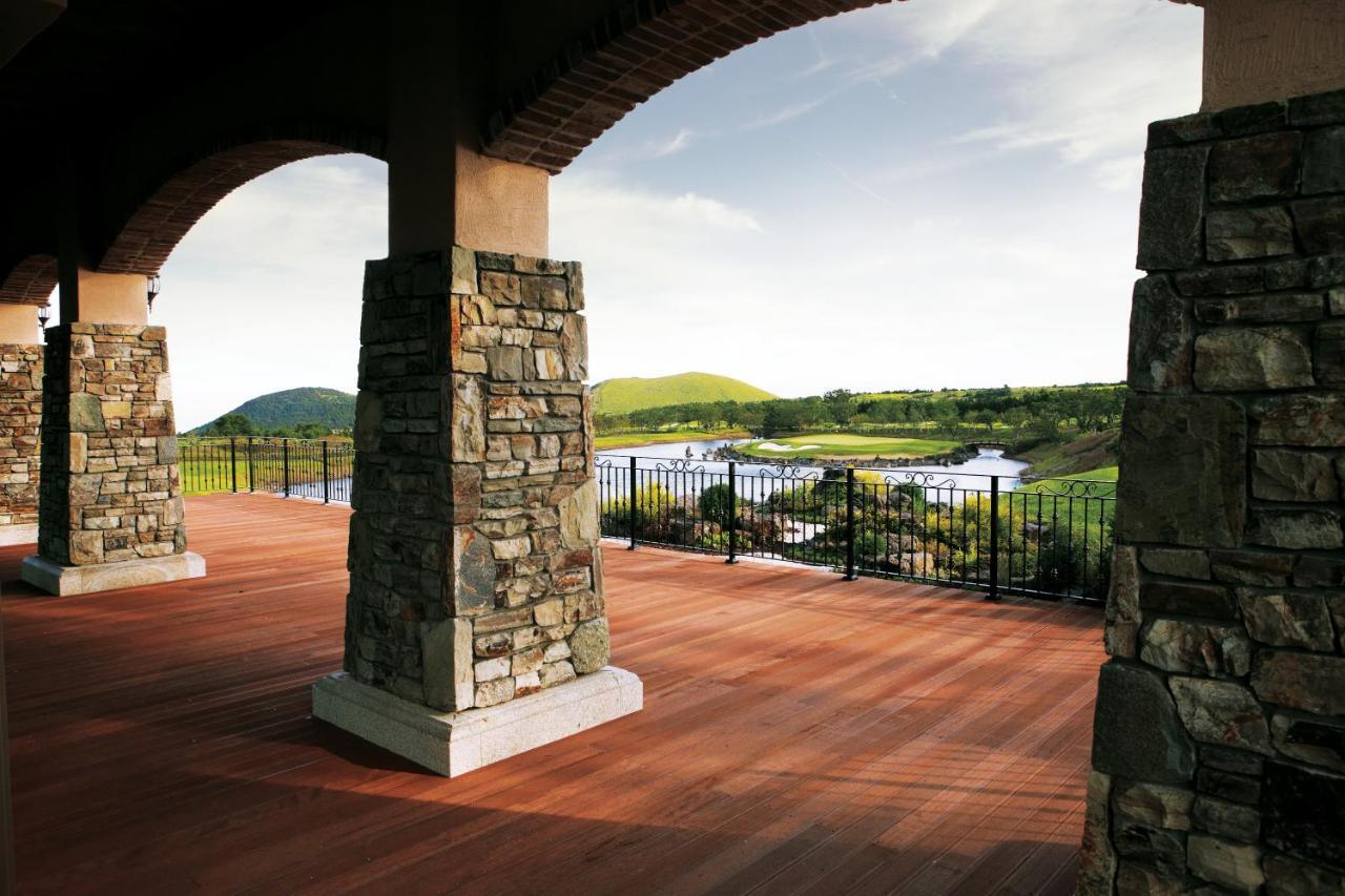 Ardenhill Resort & Golf Jeju Bagian luar foto