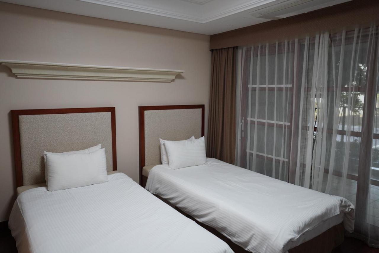 Ardenhill Resort & Golf Jeju Bagian luar foto