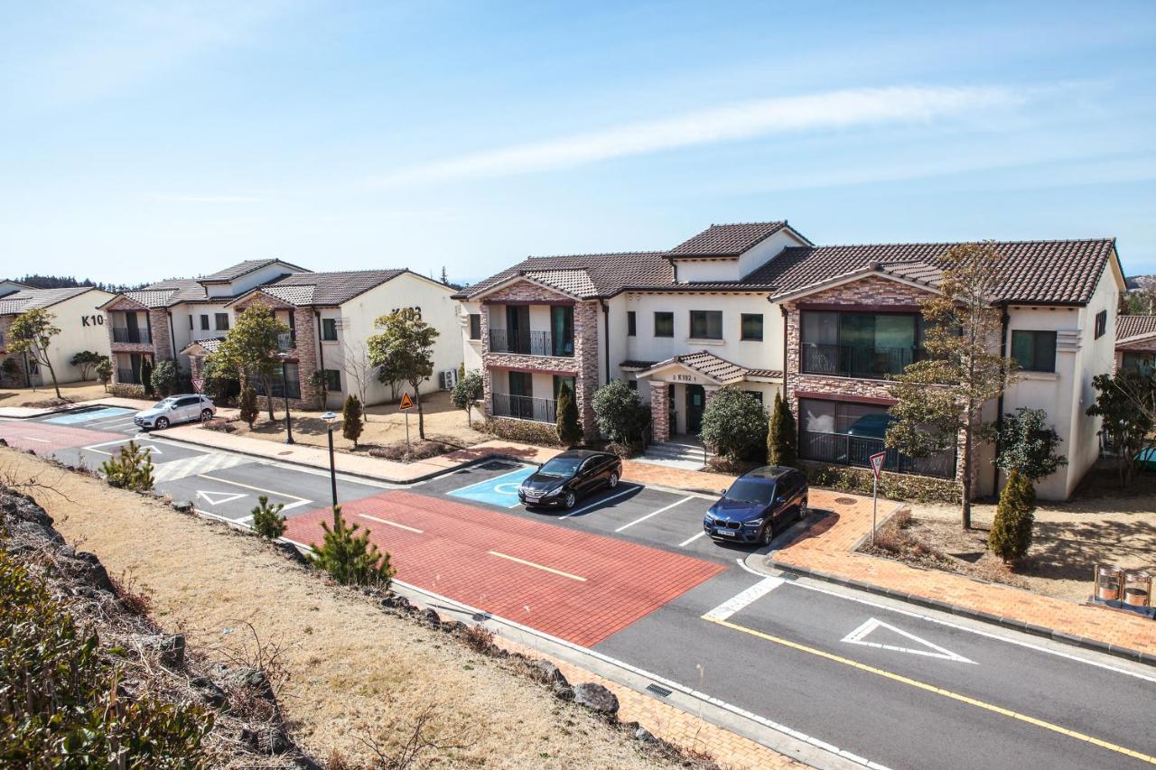 Ardenhill Resort & Golf Jeju Bagian luar foto